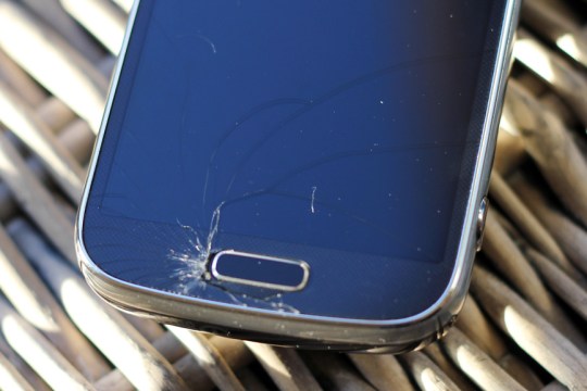 L'écran fissuré du Samsung Galaxy S4 Zoom